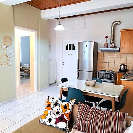 Family Stone Apartment Kyparissia Extérieur photo