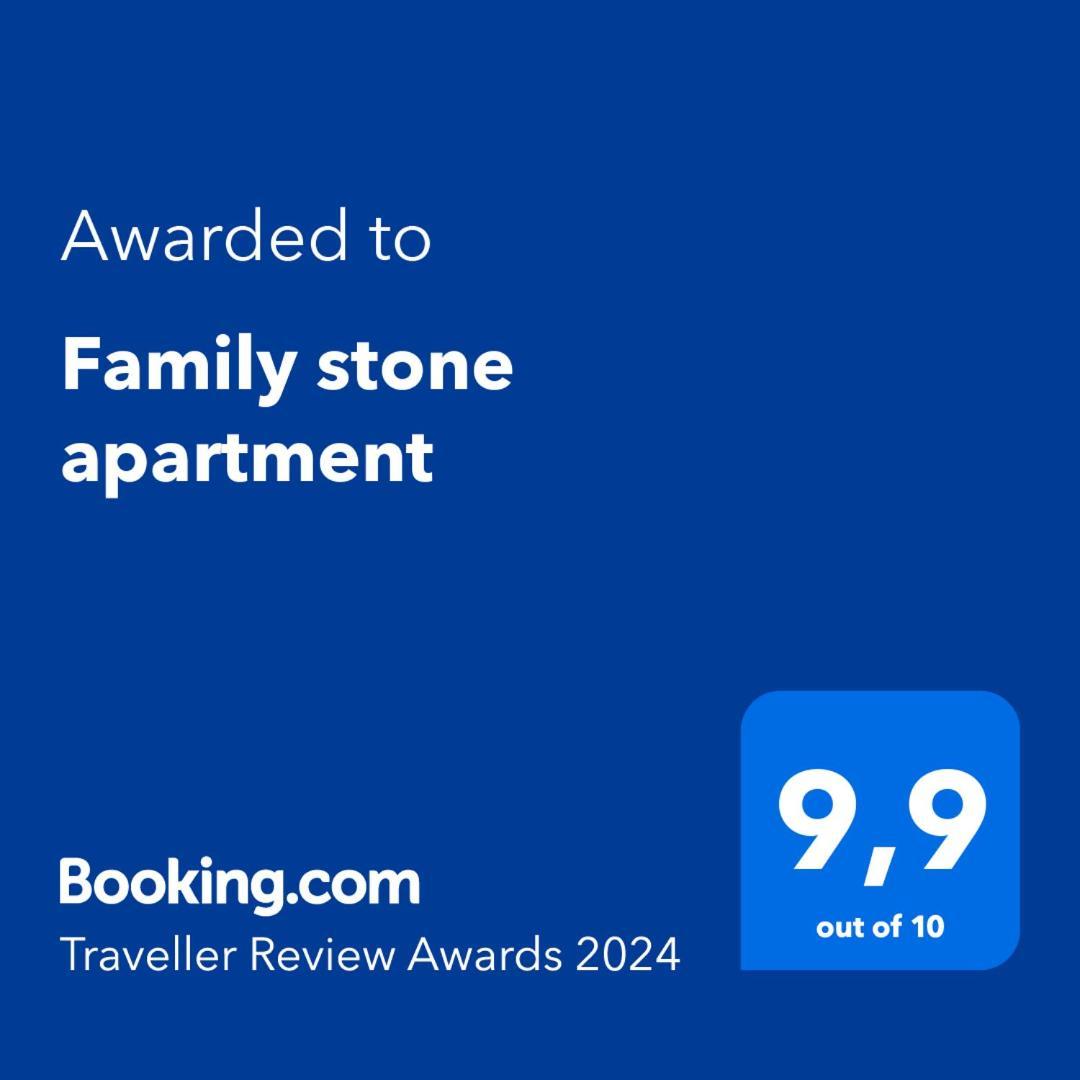 Family Stone Apartment Kyparissia Extérieur photo