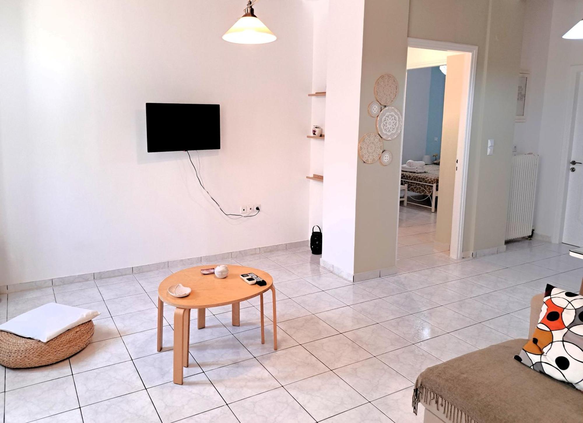Family Stone Apartment Kyparissia Extérieur photo