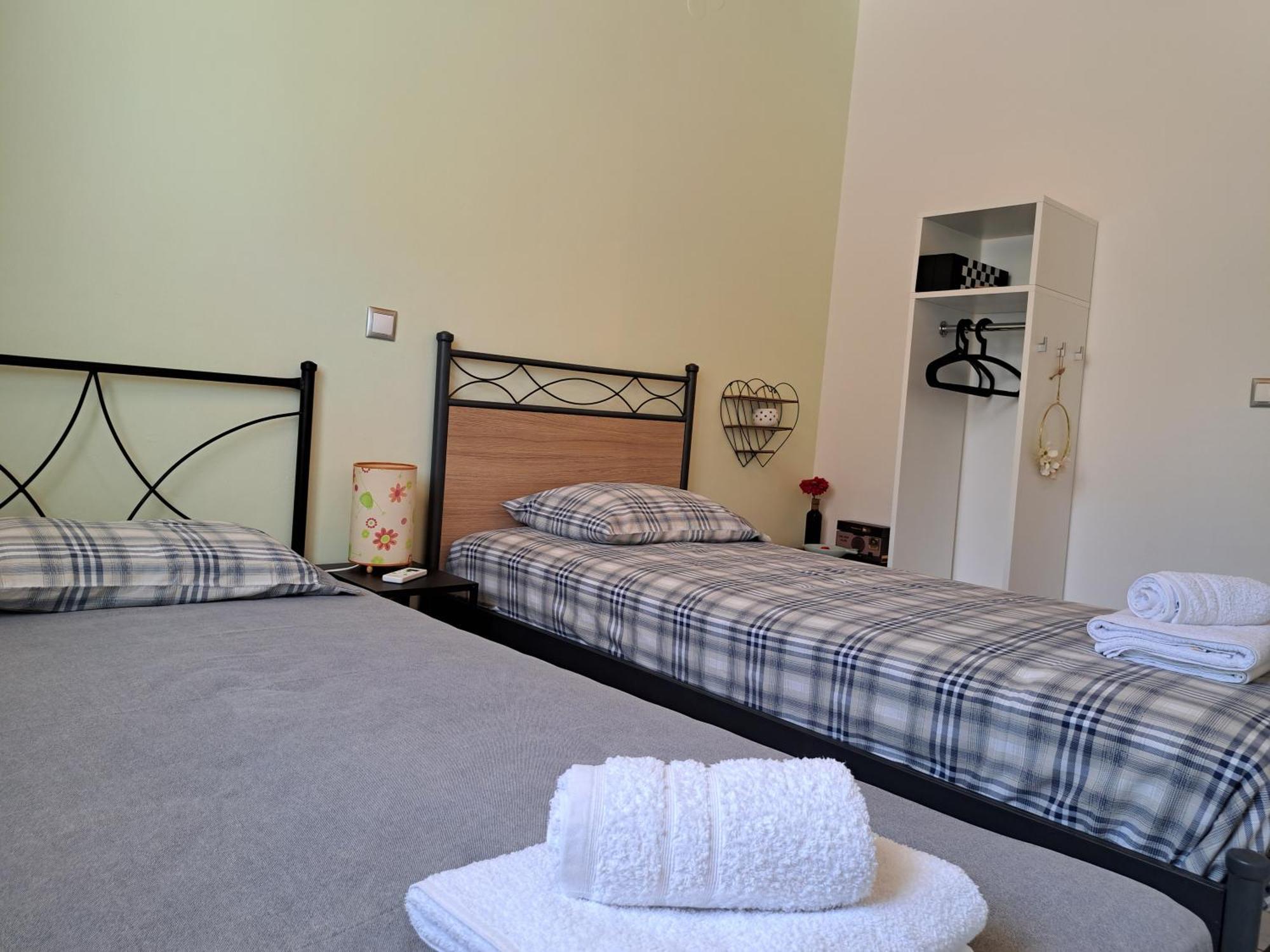 Family Stone Apartment Kyparissia Extérieur photo
