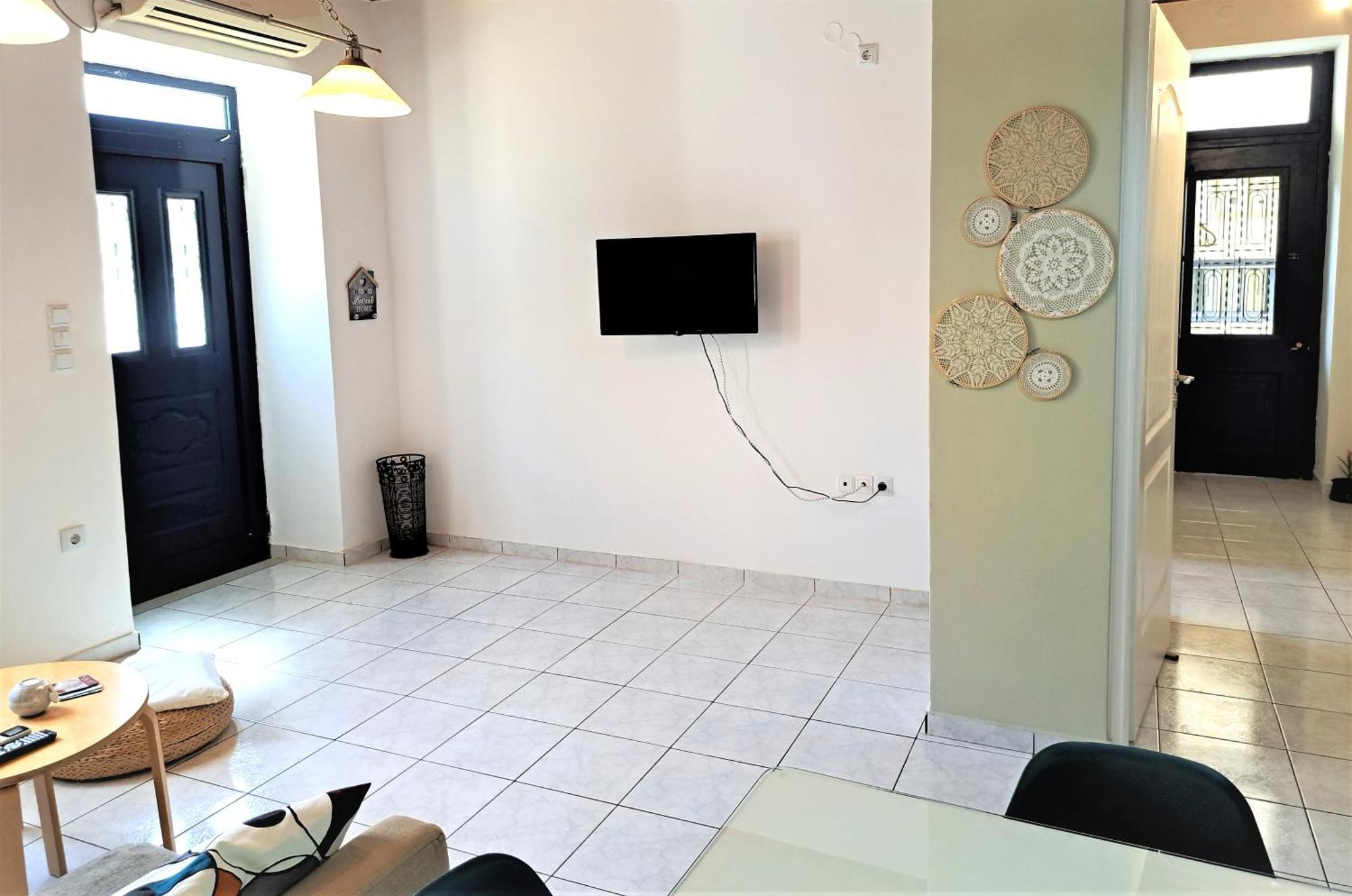 Family Stone Apartment Kyparissia Extérieur photo